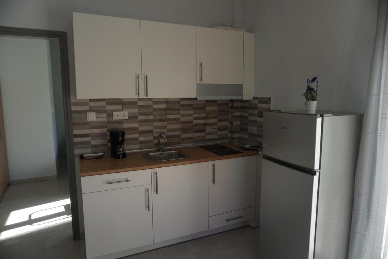 Park View Apartment In Paralia Dionisiou Екстер'єр фото