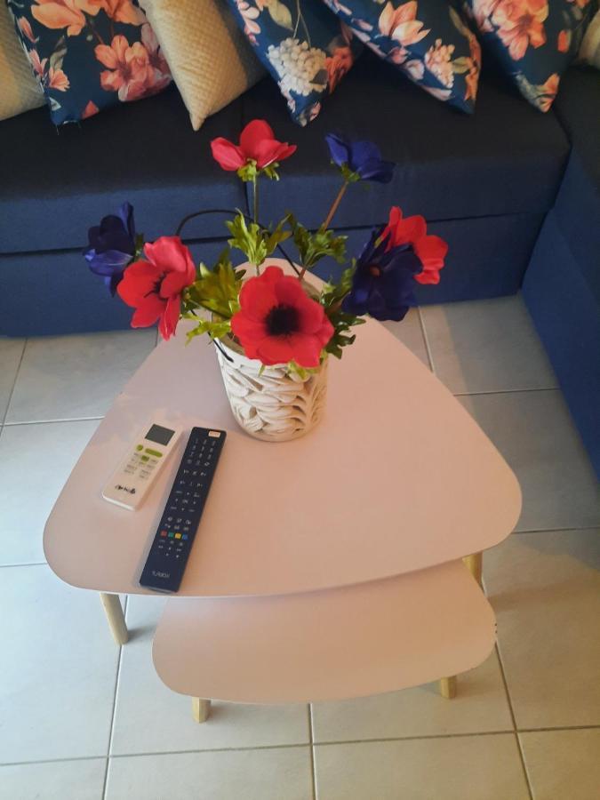 Park View Apartment In Paralia Dionisiou Екстер'єр фото