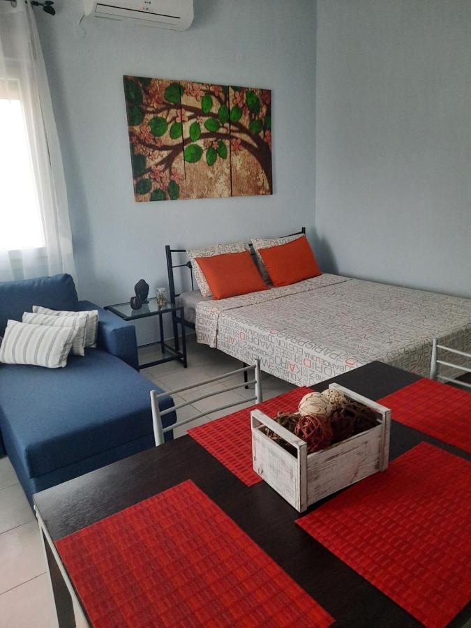 Park View Apartment In Paralia Dionisiou Екстер'єр фото